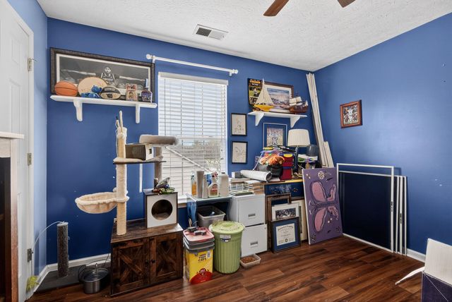 484 Hunters Ridge Road, Versailles, KY 40383