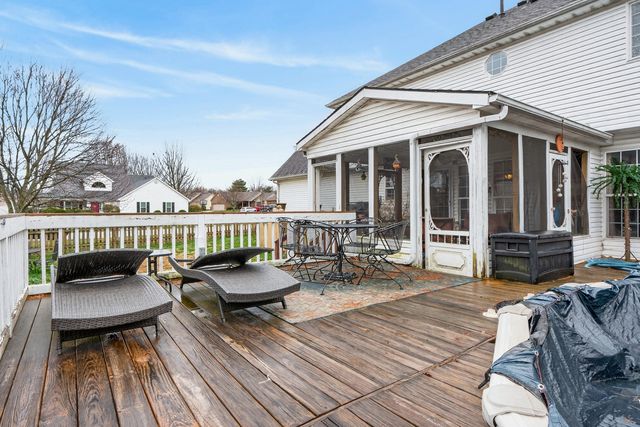 484 Hunters Ridge Road, Versailles, KY 40383