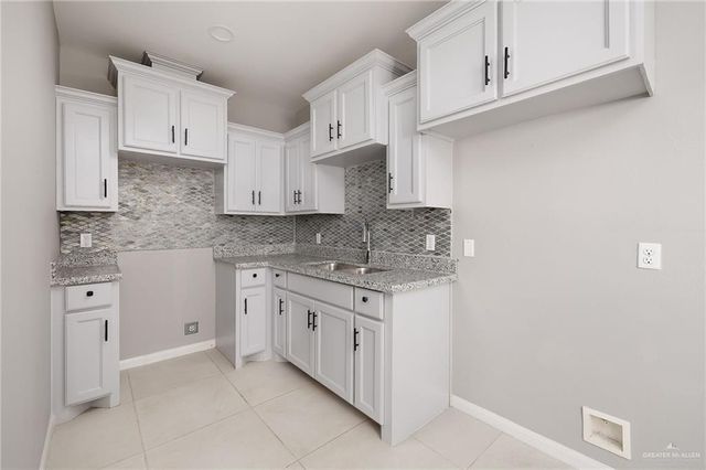 534 E Acacia Avenue, Alamo, TX 78516