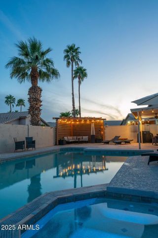 2701 E Bighorn Avenue, Phoenix, AZ 85048