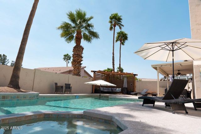 2701 E Bighorn Avenue, Phoenix, AZ 85048