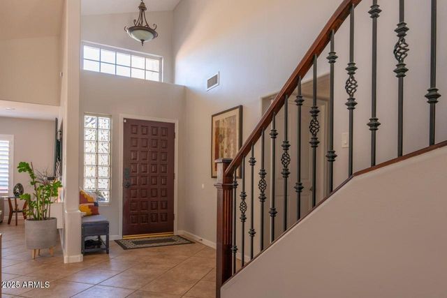 2701 E Bighorn Avenue, Phoenix, AZ 85048