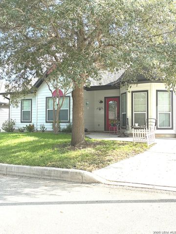 1408 S 2ND ST, Floresville, TX 78114