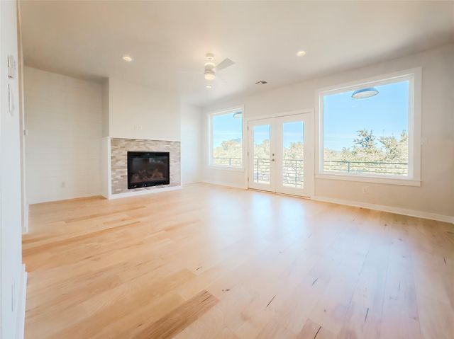 25808 Case LN 20, Spicewood, TX 78669