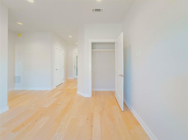 25808 Case LN 20, Spicewood, TX 78669