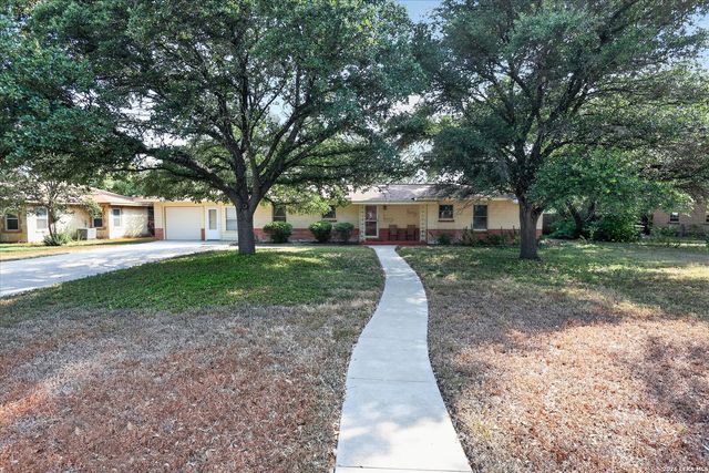 2611 DANBURY ST, San Antonio, TX 78217
