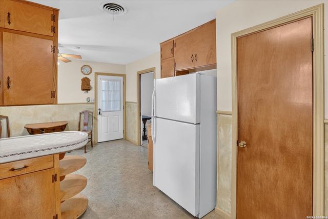 2611 DANBURY ST, San Antonio, TX 78217