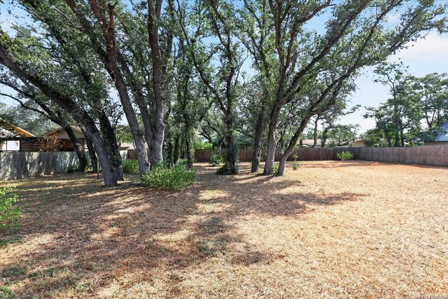 2611 DANBURY ST, San Antonio, TX 78217