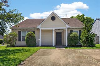 993 Culver LN, Virginia Beach, VA 23454