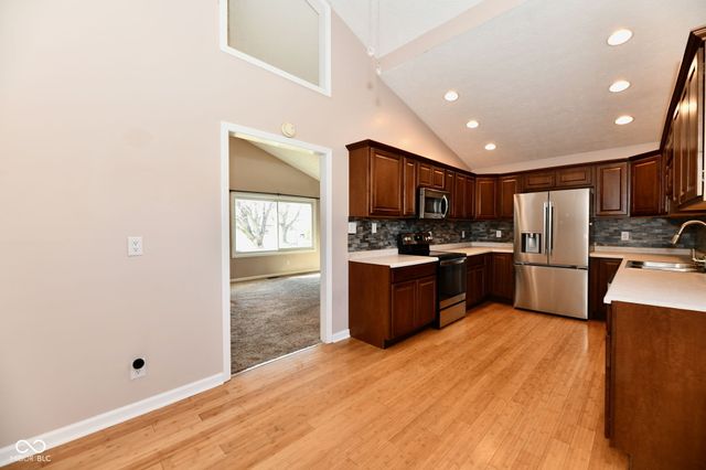 4945 Royal Orbit Court, Indianapolis, IN 46237