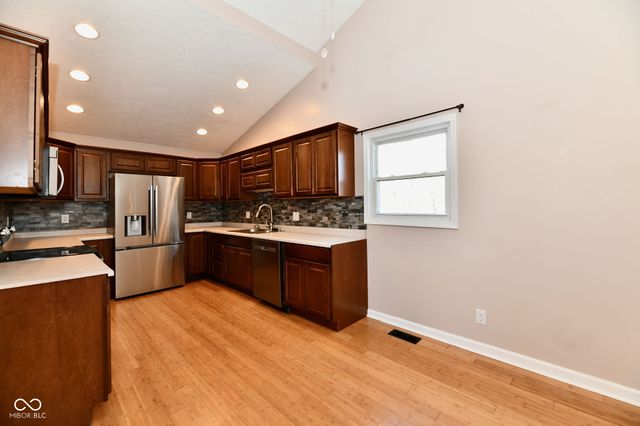 4945 Royal Orbit Court, Indianapolis, IN 46237