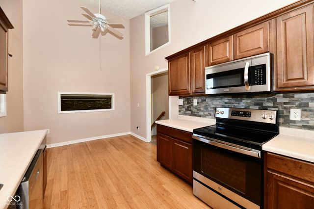 4945 Royal Orbit Court, Indianapolis, IN 46237