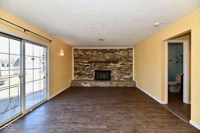 4945 Royal Orbit Court, Indianapolis, IN 46237