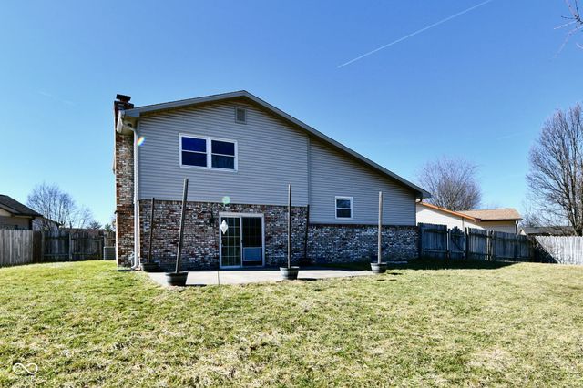 4945 Royal Orbit Court, Indianapolis, IN 46237