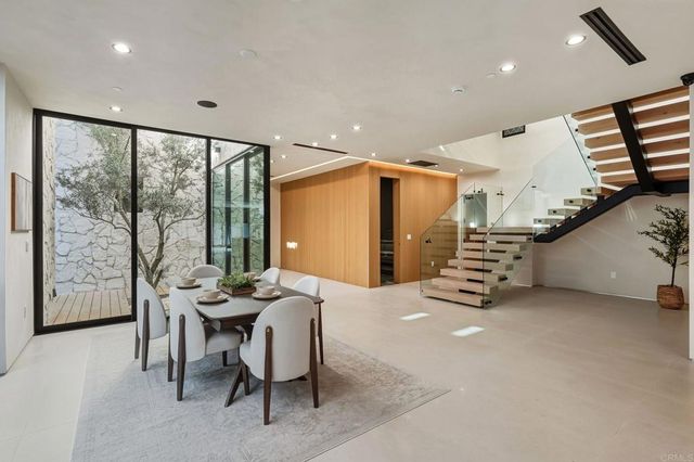 824 N Curson Avenue, Los Angeles, CA 90046
