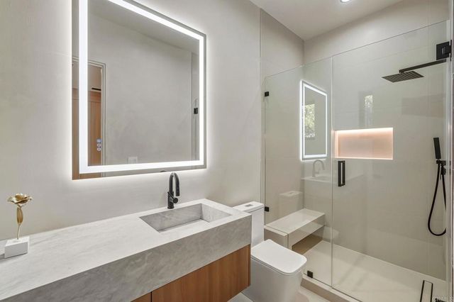 824 N Curson Avenue, Los Angeles, CA 90046