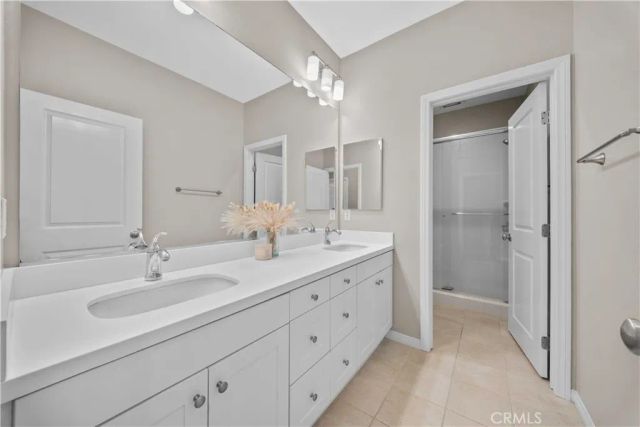 81 Cactus Flower, Irvine, CA 92620