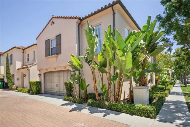 81 Cactus Flower, Irvine, CA 92620