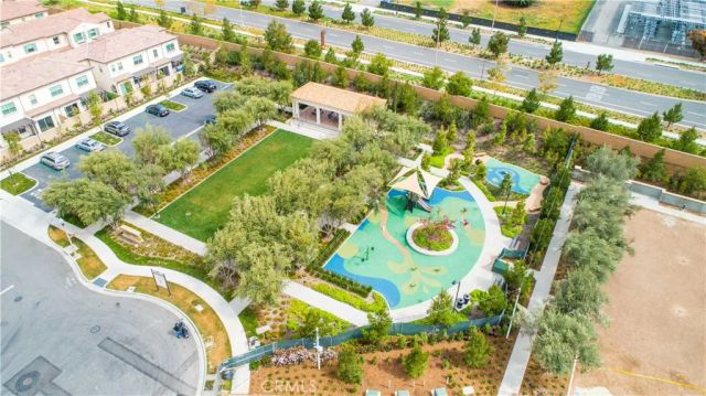 81 Cactus Flower, Irvine, CA 92620