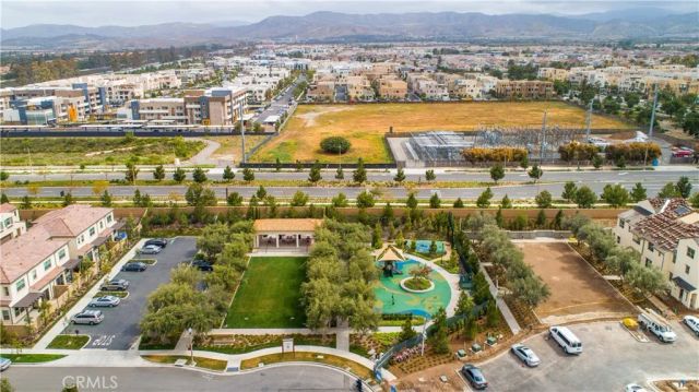 81 Cactus Flower, Irvine, CA 92620