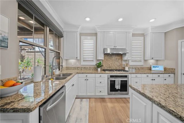 81 Cactus Flower, Irvine, CA 92620