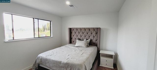 1900 Yellowstone Ct, Antioch, CA 94509