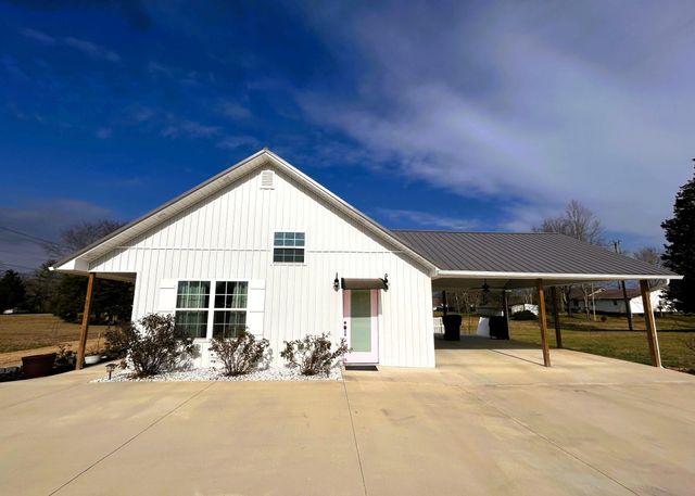 5055 New Highway 68, Madisonville, TN 37354