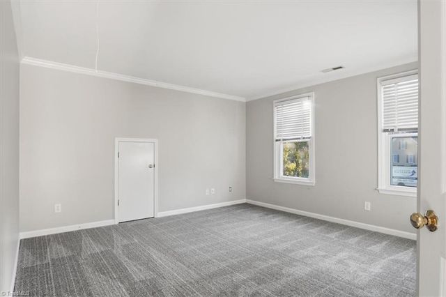 6 Rosebank Court, Greensboro, NC 27407