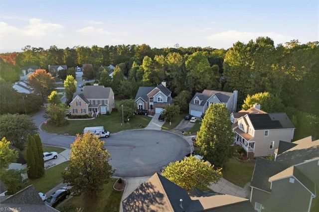 6 Rosebank Court, Greensboro, NC 27407