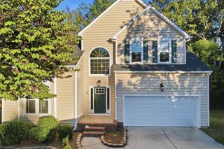6 Rosebank Court, Greensboro, NC 27407