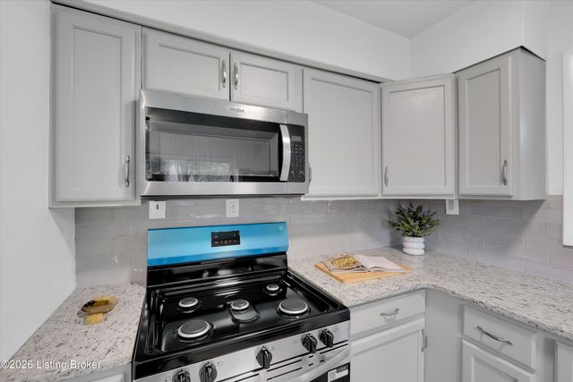 3115 Doreen Way, Louisville, KY 40220