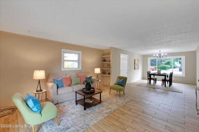 3115 Doreen Way, Louisville, KY 40220
