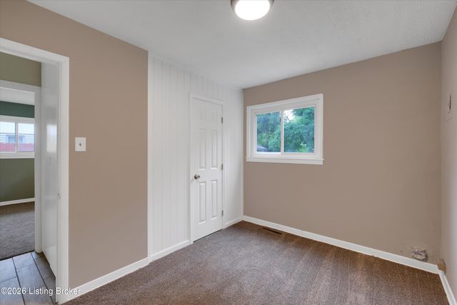 3115 Doreen Way, Louisville, KY 40220