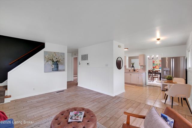 3115 Doreen Way, Louisville, KY 40220