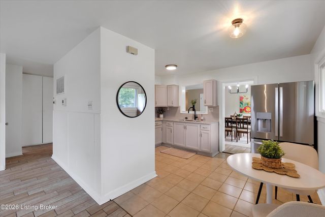 3115 Doreen Way, Louisville, KY 40220