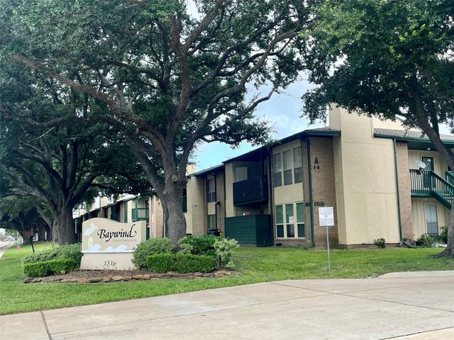 1516 Bay Area Boulevard A8, Houston, TX 77058