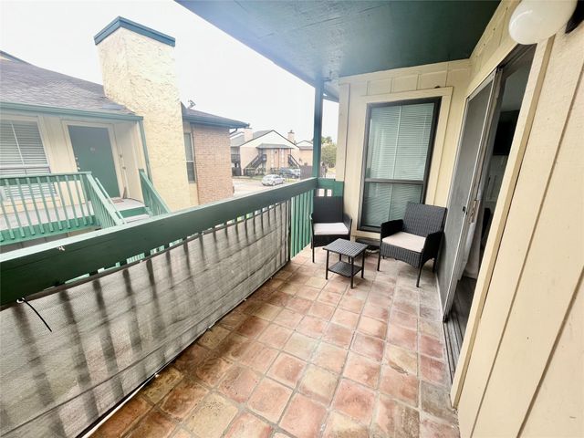 1516 Bay Area Boulevard A8, Houston, TX 77058
