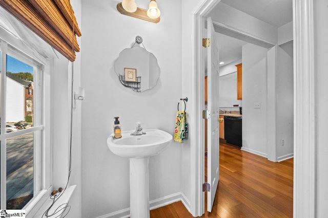 123 Sylvan Oak Way, Simpsonville, SC 29681