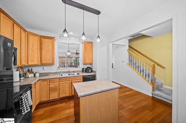 123 Sylvan Oak Way, Simpsonville, SC 29681