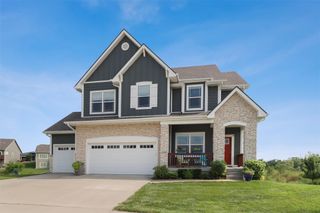 330 Dunham Drive, Waukee, IA 50263
