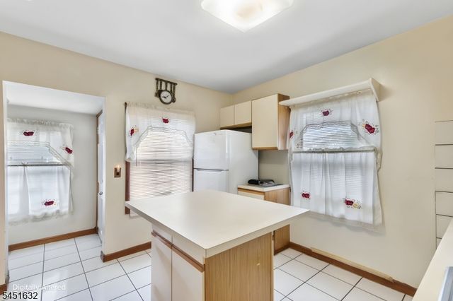 32 Grant Pl, Irvington Twp., NJ 07111