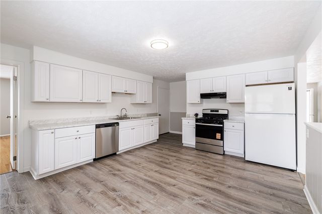 174 Shale Drive, Greece, NY 14615