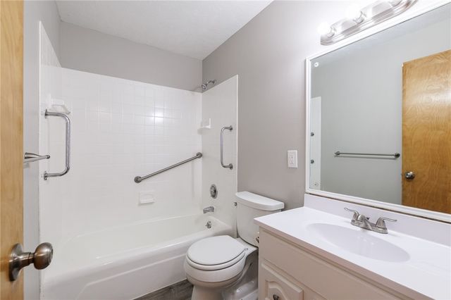 174 Shale Drive, Greece, NY 14615