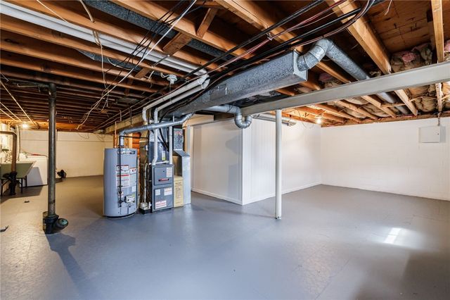 174 Shale Drive, Greece, NY 14615