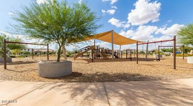 14763 W GRAY FOX Trail, Surprise, AZ 85387