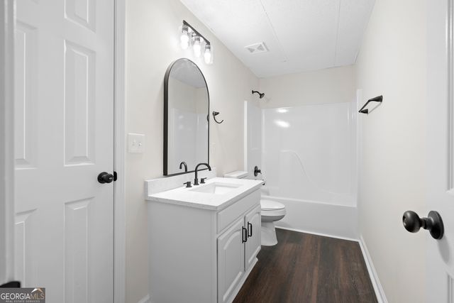 314 Calusa Place, Ball Ground, GA 30107