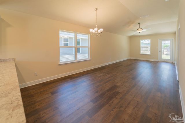 8061 Westpointe Ln 8B, Pensacola, FL 32506