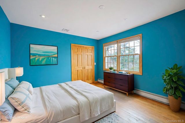 4 2nd Street, Woodbury, NY 11797