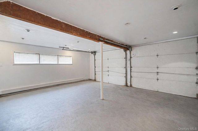 4 2nd Street, Woodbury, NY 11797