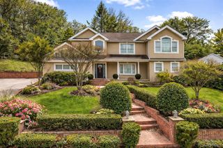 4 2nd Street, Woodbury, NY 11797